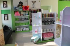 圣宠宠物欢乐谷店内展示