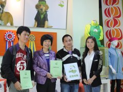 广州的张女士成功签约加盟圣宠宠物