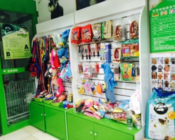 圣宠四川巴中宠物店产品展示区