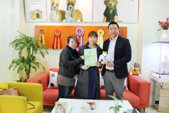 天津刘女士成功签约圣宠宠物连锁店