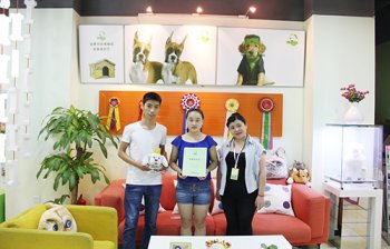  喜报：河北石家庄程女士成功签约圣宠宠物连锁店