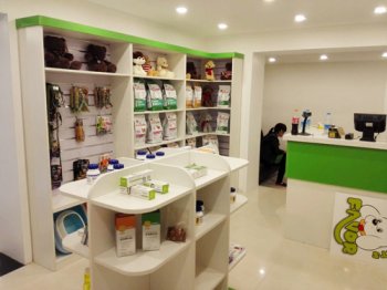 北京海淀交大东路店产品区