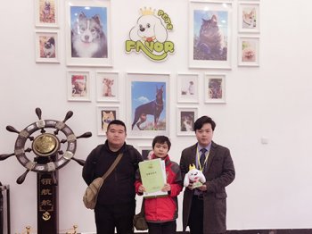 喜报：宁夏银川潘先生成功签约圣宠荣耀店