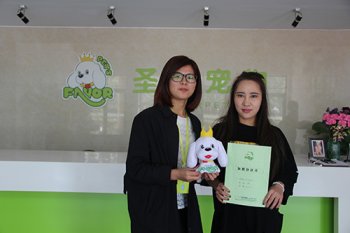 喜报：云南昆明尹女士成功签约圣宠荣耀店