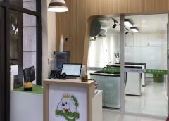 众多品牌宠物店加盟,圣宠”脱颖而出”她是这样说的