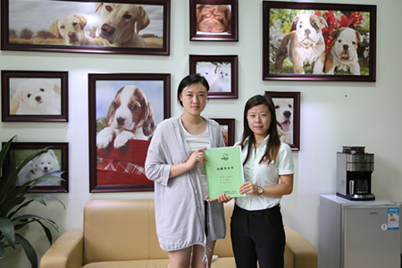 辽宁沈阳的邱女士成功签约圣宠宠物连锁品牌