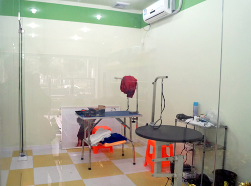 上海长宁区长宁路宠物店宠物美容区