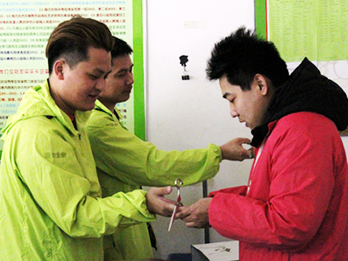 圣宠34期宠物美容班剪刀正确使用课